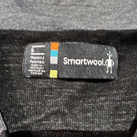 Short sleeve hoodie - Picture 4 of 5